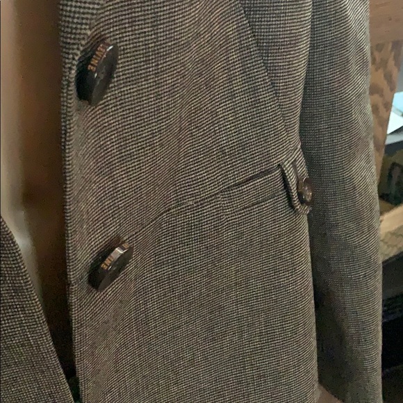 BNWOT! Brown Tahari Blazer! Trending street style! - Picture 3 of 8